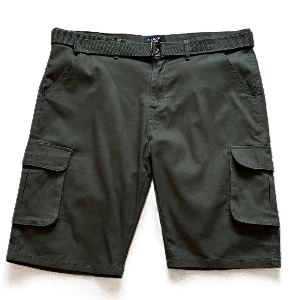 (NEW) Blu Rock New York Cargo Shorts in Forest Green (size 40)